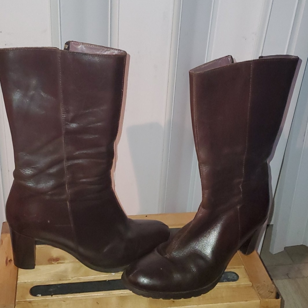 👢